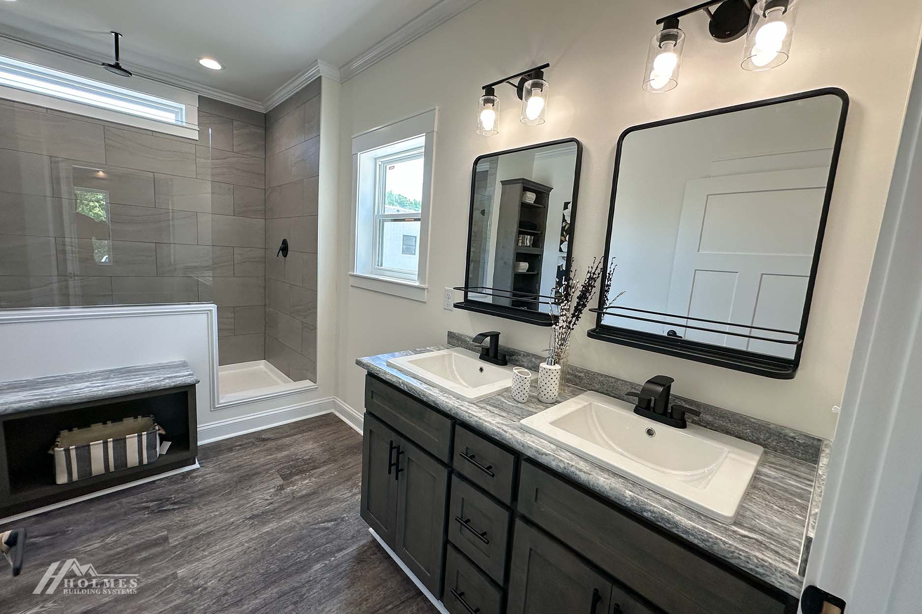 caroline_interior_10